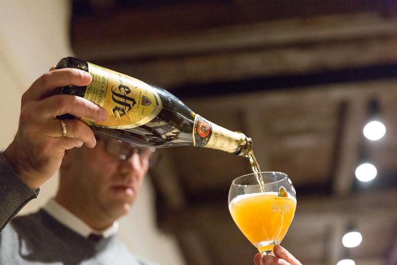 Leffe lancia il calice esclusivo per una birra perfetta!