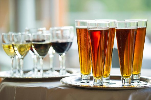 UK: Consumo di alcol aumentato di un terzo, ma vince il vino