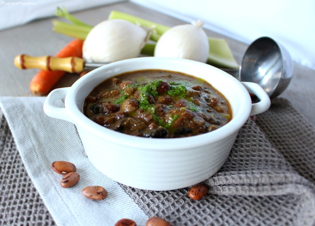 Zuppa cremosa di legumi alla birra