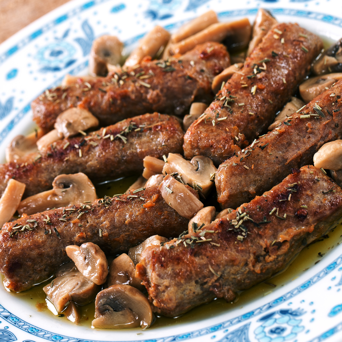 Padellata di salsiccia e funghi alla birra