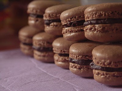 Macarons al cioccolato e milk stout