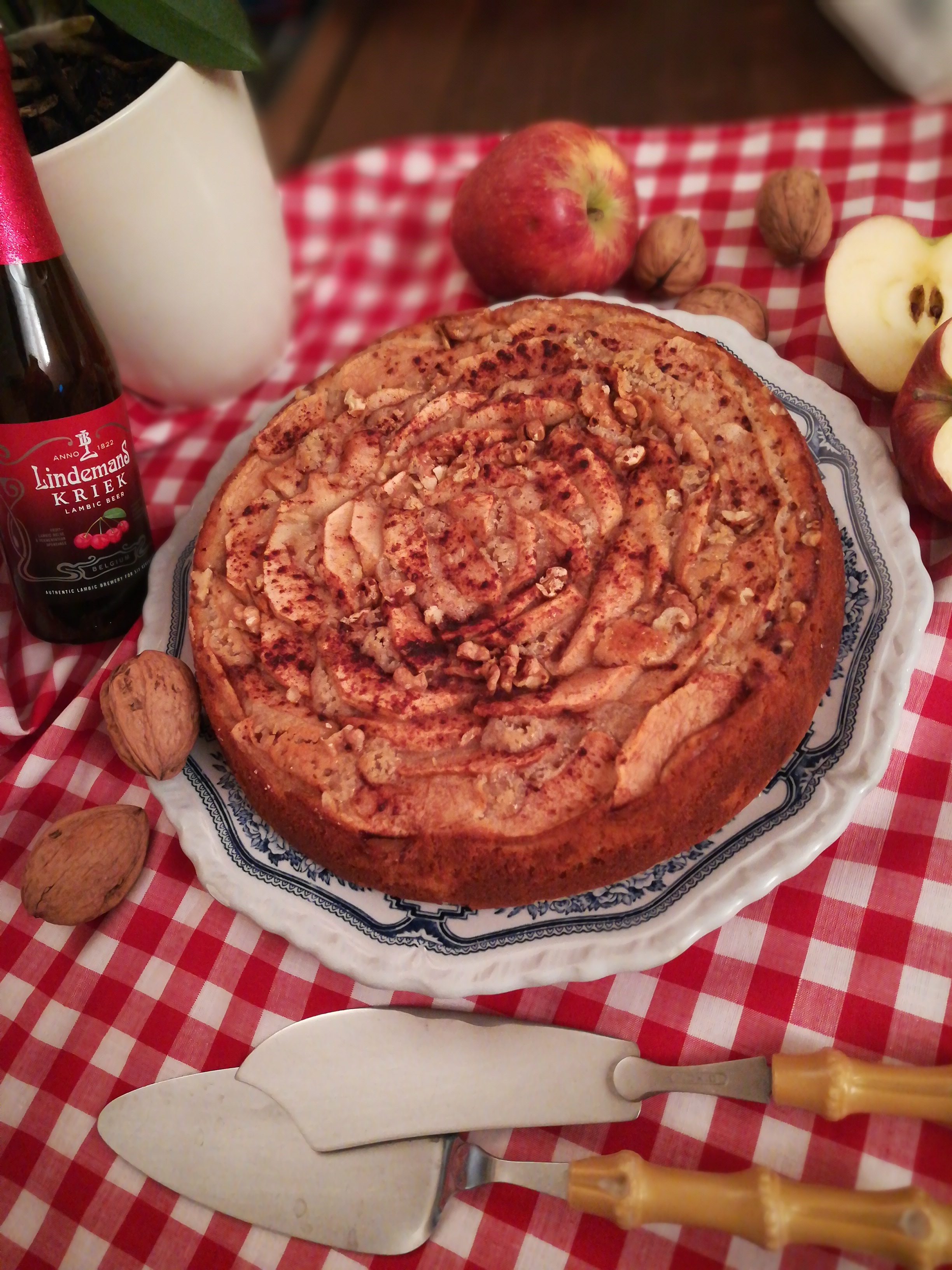 Torta di mele e noci con la Kriek Lambic