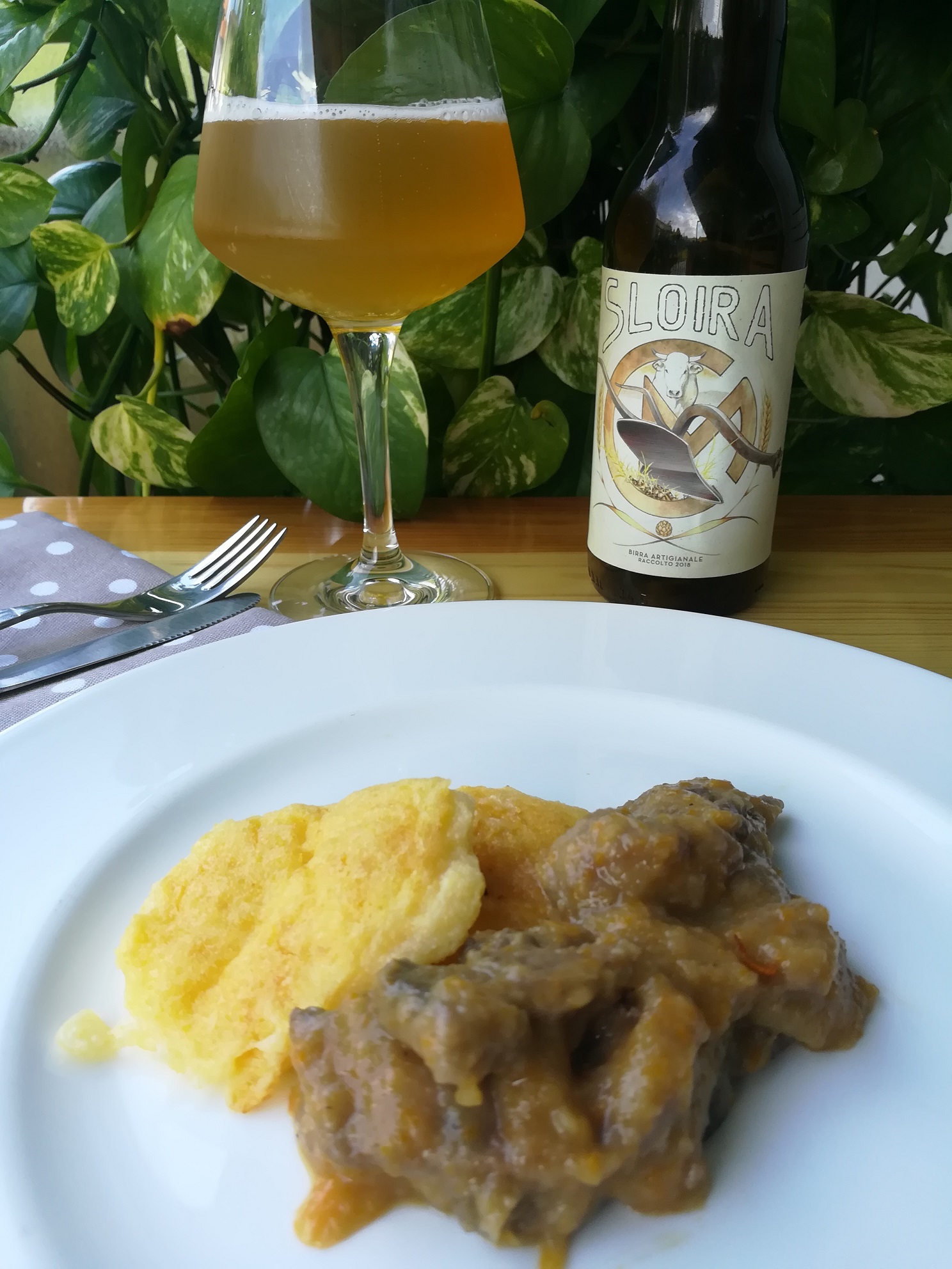 Fegato in salsa di Birra contadina Sloira con frittelle di polenta