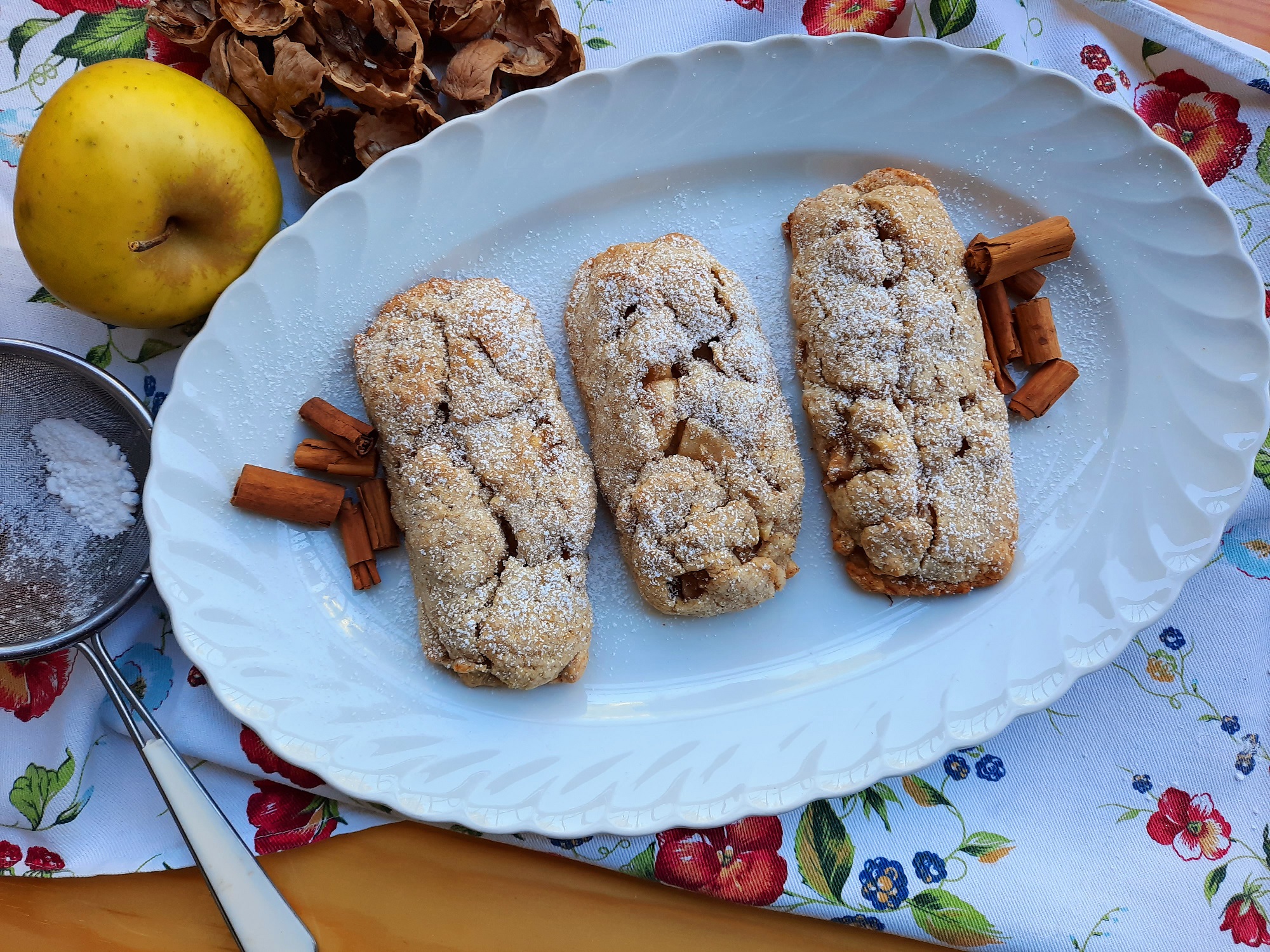 Mini strudel con le mele ubriache (di birra)