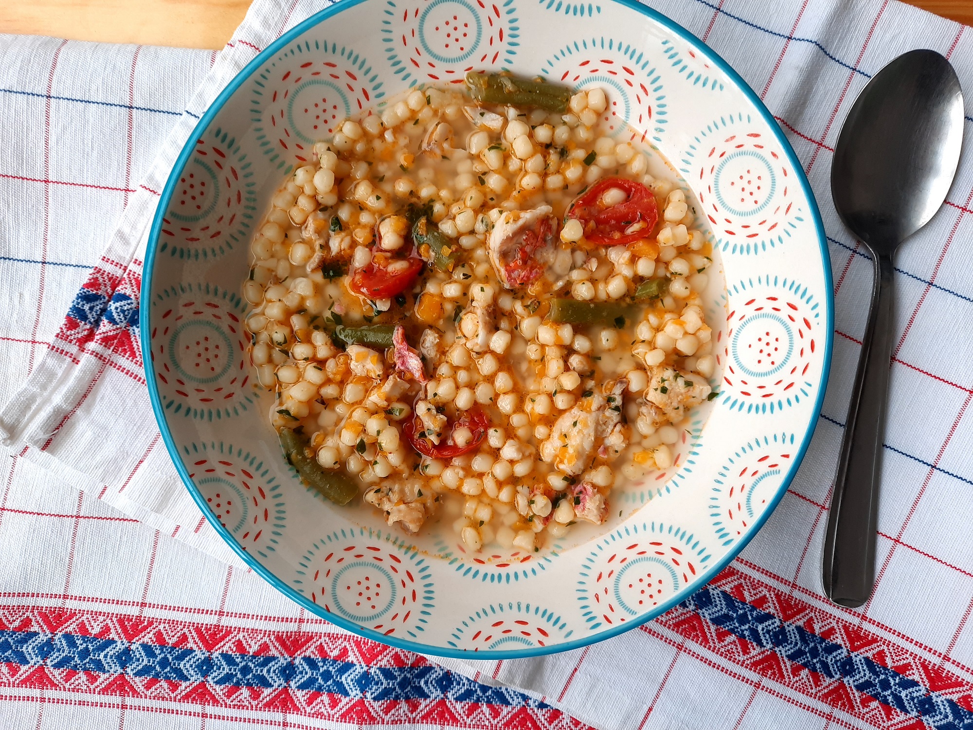 Zuppa di triglie e frègula alla birra