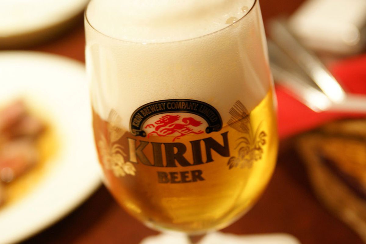 L’azienda di birra giapponese Kirin non vuole più finanziare l’esercito del Myanmar