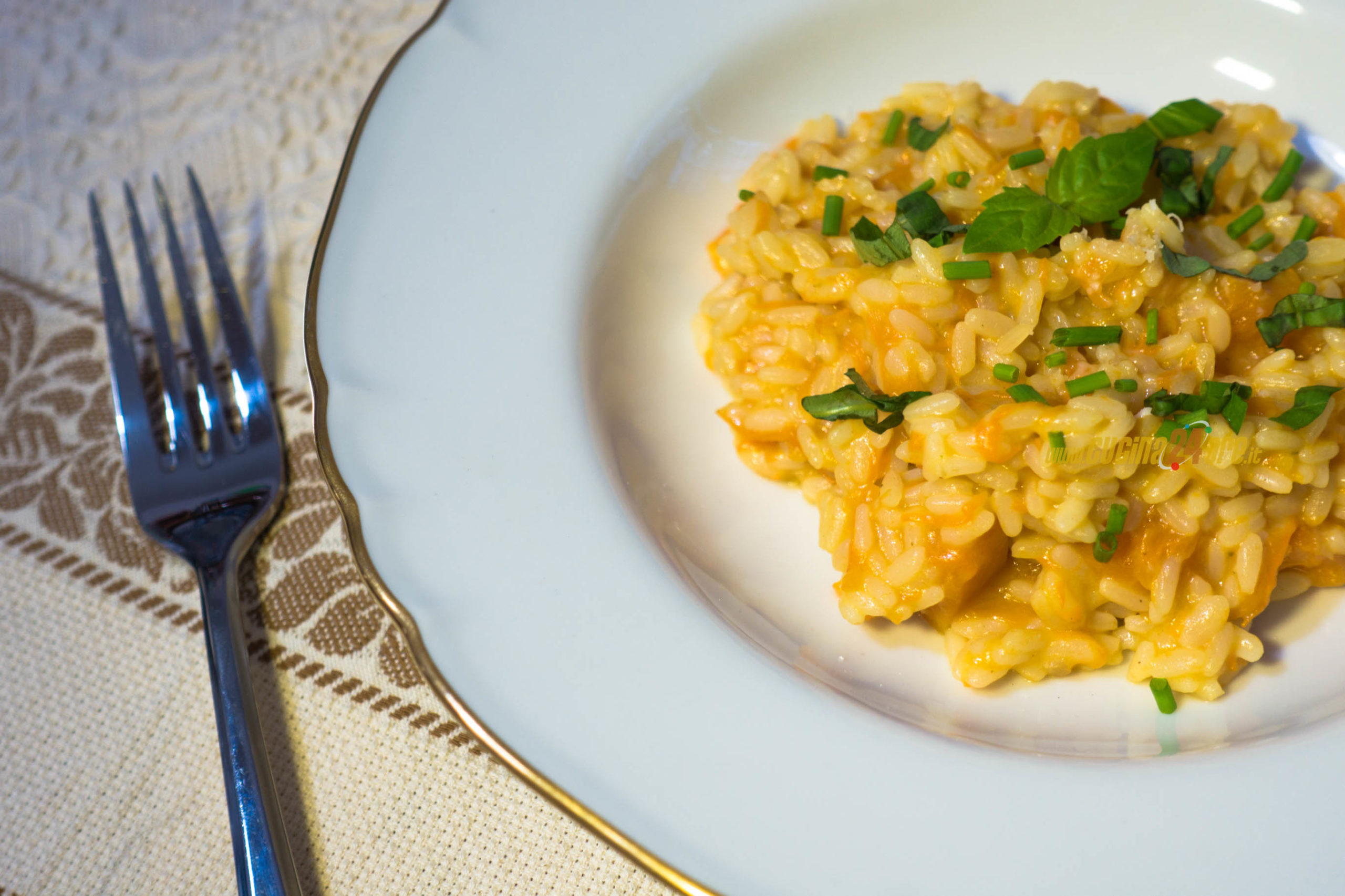 Risotto alla zucca, birra e erbette dell’orto