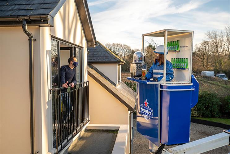 Heineken 0.0 arriva dal balcone!