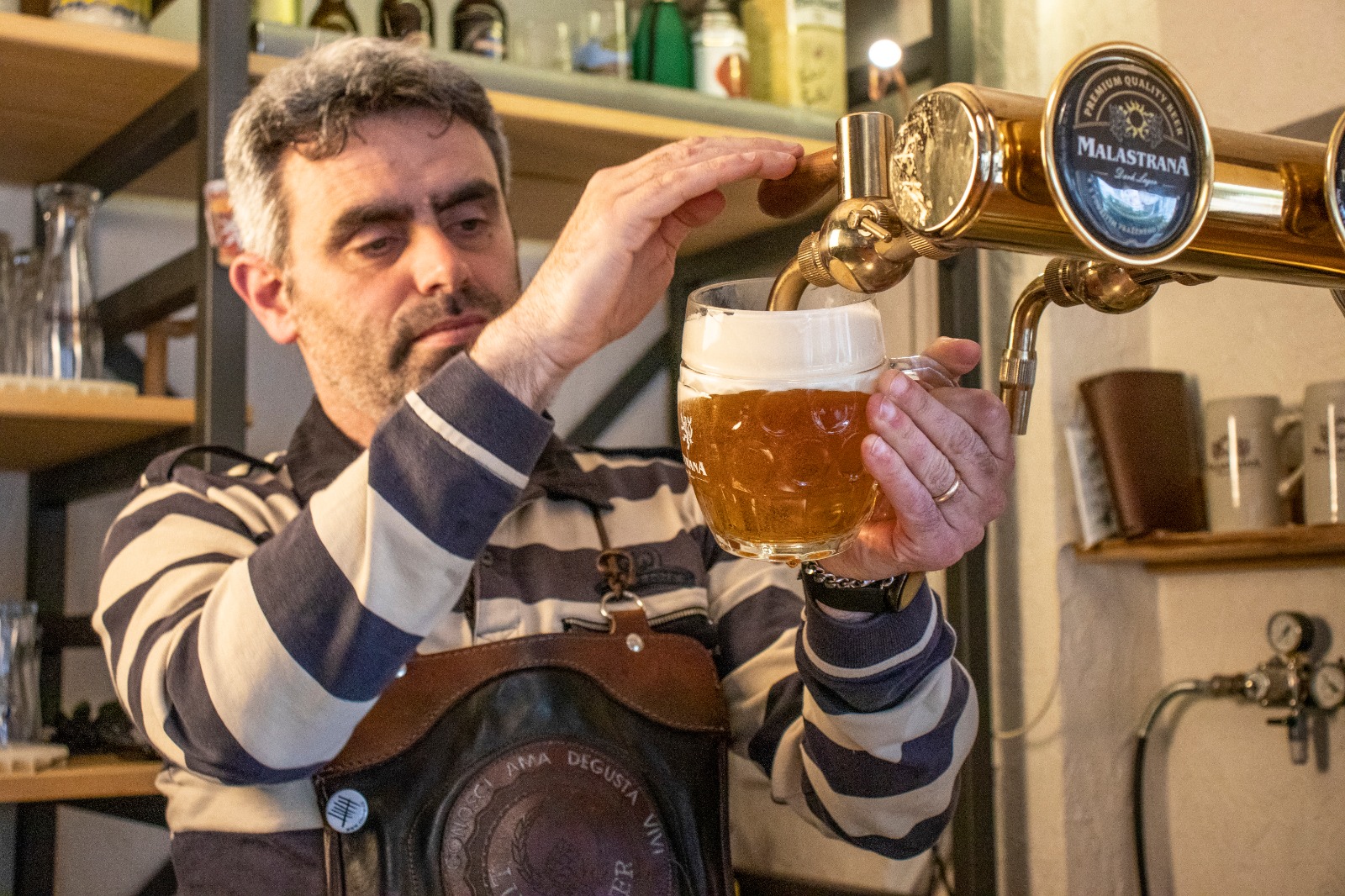 SORSI DI BOEMIA: Come viene spillata la birra ceca? Il parere di un campione di spillatura