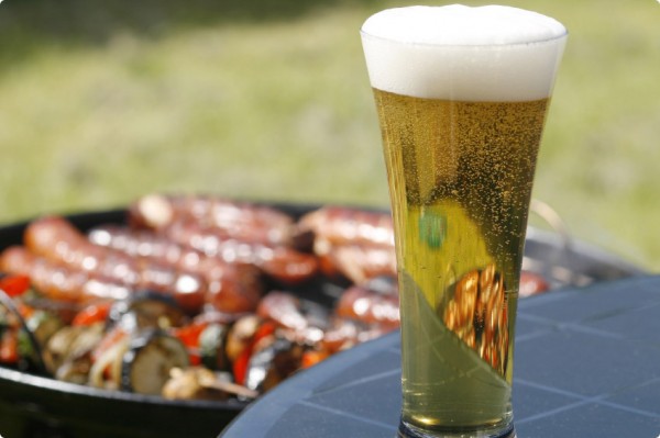 La birra Budweiser assicura i barbecue dei canadesi