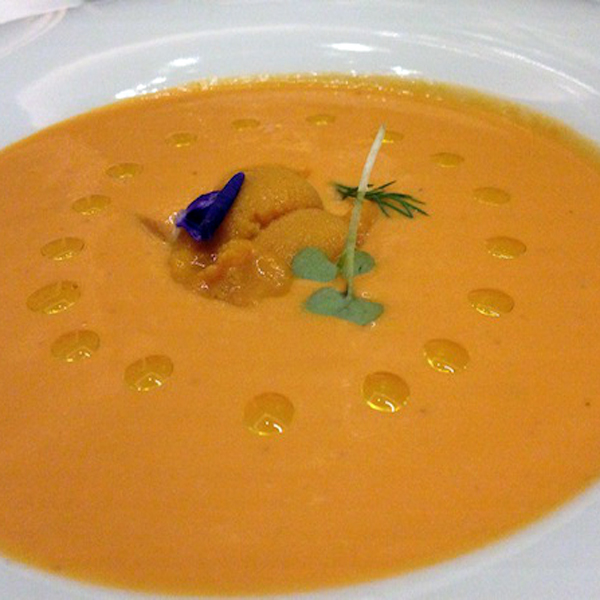 Ricci di mare in vellutata di zucca e pumpkin ale