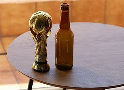 Il Qatar sta nascondendo la birra ai Mondiali, e per la FIFA è un problema