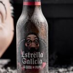 La birra Estrella Galicia elimina la sua "casa di carta", svolta green