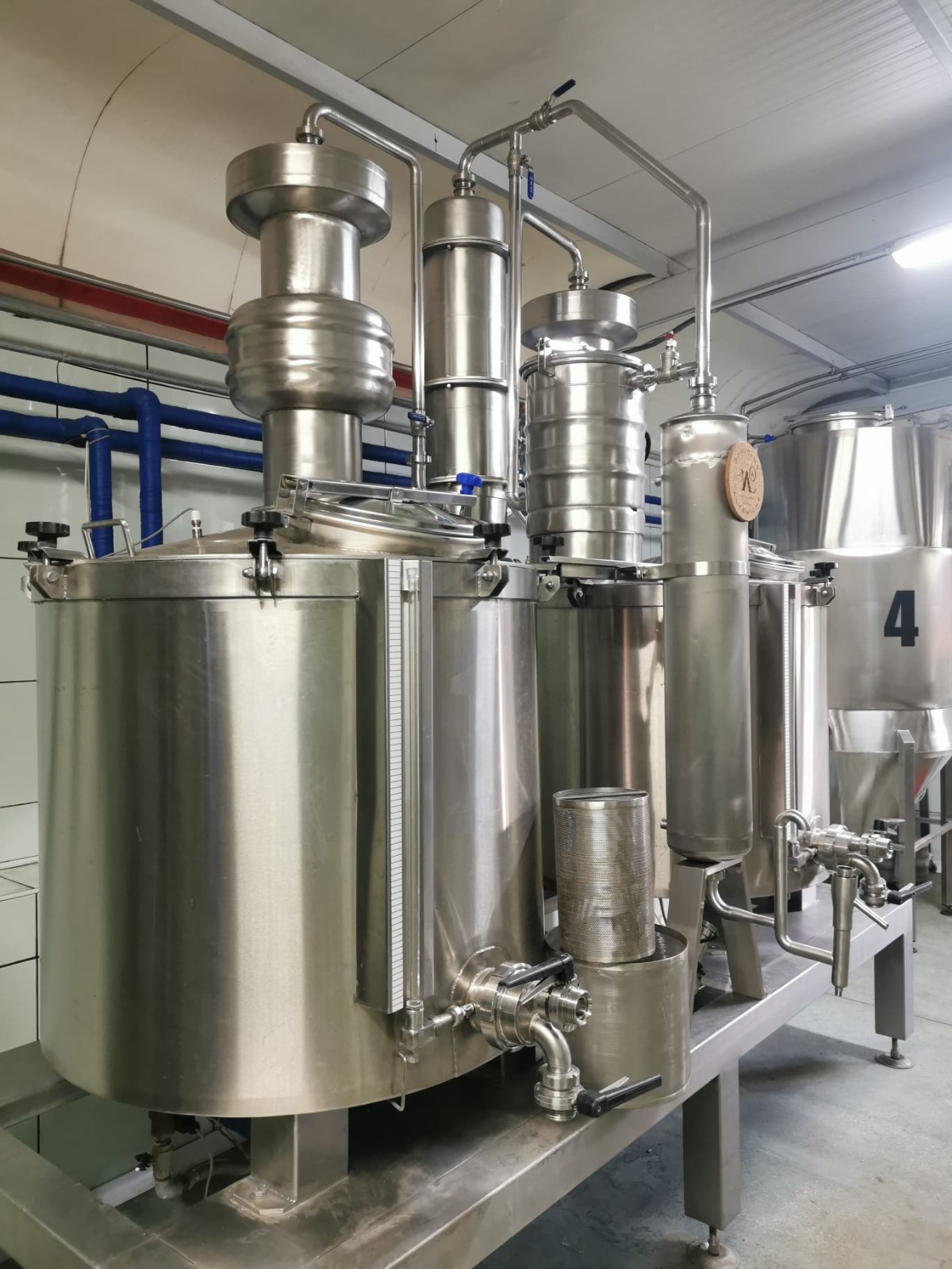 Officine Alkemiche: la distilleria craft nata dalla passione per la birra!