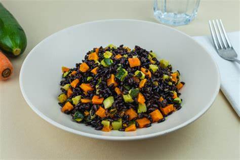 Risotto di Riso Venere alla Birra e Verdure
